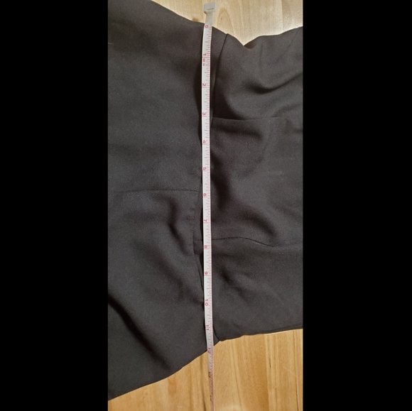 Sleek black romper - Picture 7 of 7